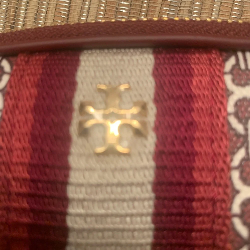 NWOT Tory Burch burgandy Gemini wristley - Picture 7 of 8
